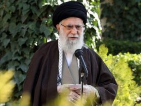 رهبر انقلاب